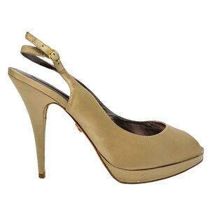 BCBG MAXAZRIA Satin 4" Heels Size 8 LIBBY Creme